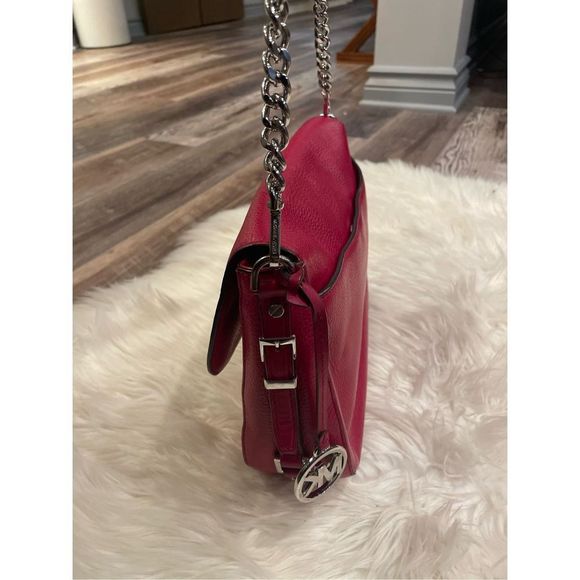 Michael Kors pink chain strap medium satchel with lots of interior pocket - Picture 5 of 12